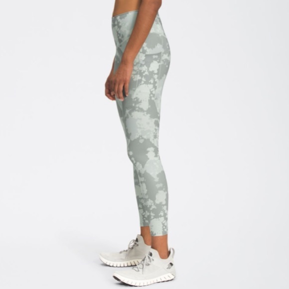 The North Face Women’s Motivation High Rise 7/8 Pocket Tight - Picture 8 of 8